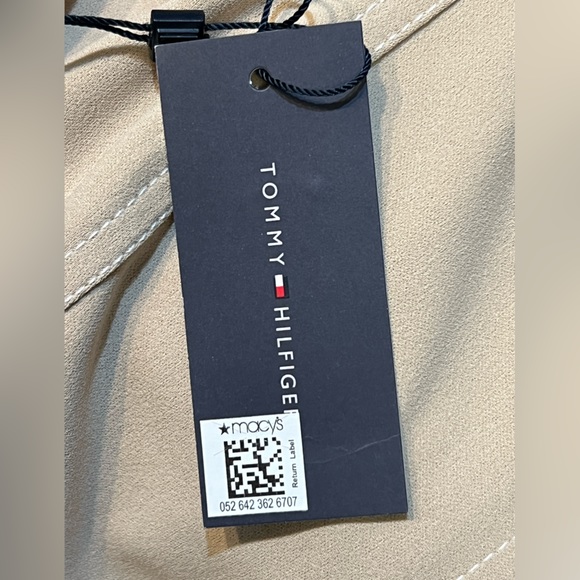 NWT Tommy Hilfiger Women’s sz 16 sleeveless, collarless, front zipper dress - Picture 11 of 13